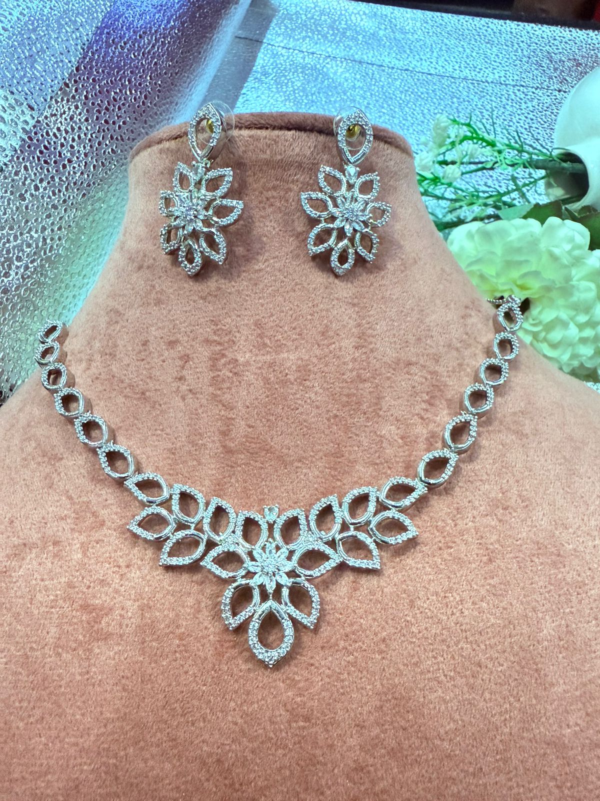 CZ Stone Floral Leaf Design Necklace and Earrings Set